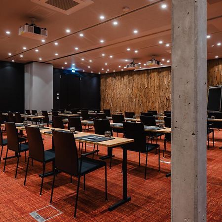 Sly Berlin Hotel Bagian luar foto The conference centre