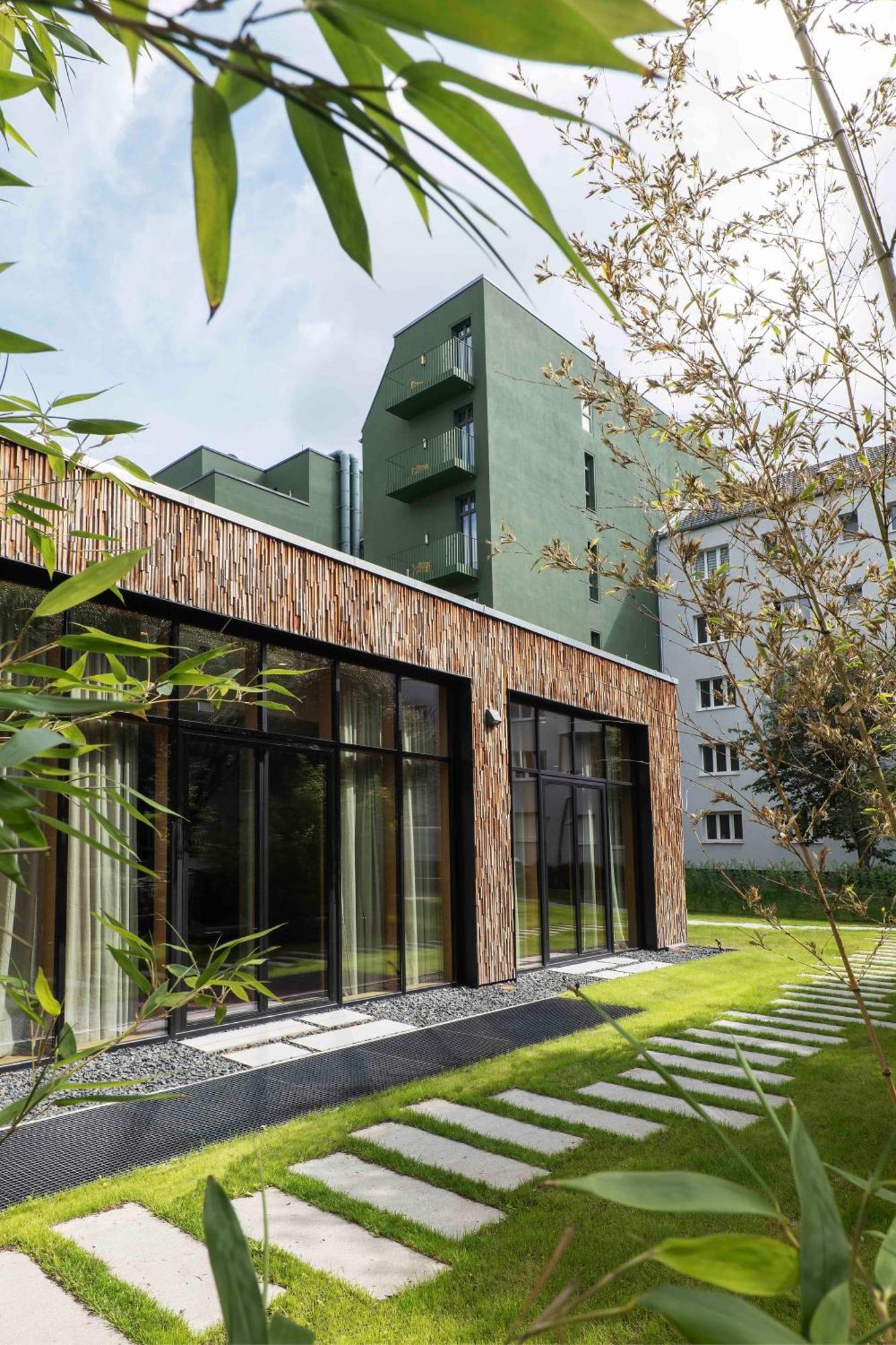 Sly Berlin Hotel Bagian luar foto The Green Campus